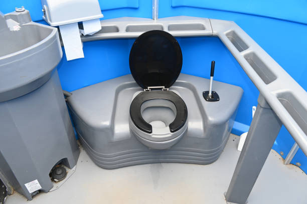Best Porta potty rental near me  in Hillcrest Heights, MD